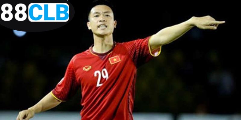 Tác Giả Huy Hùng - Người Đứng Sau Thành Công Của 88CLB 3 danh-gia-su-anh-huong-cua-tac-gia-huy-hung